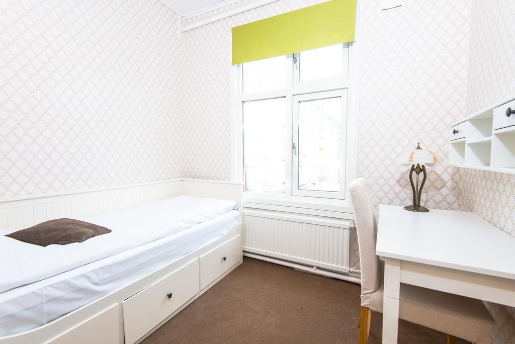Hotell Ranten Falkoping Bagian luar foto