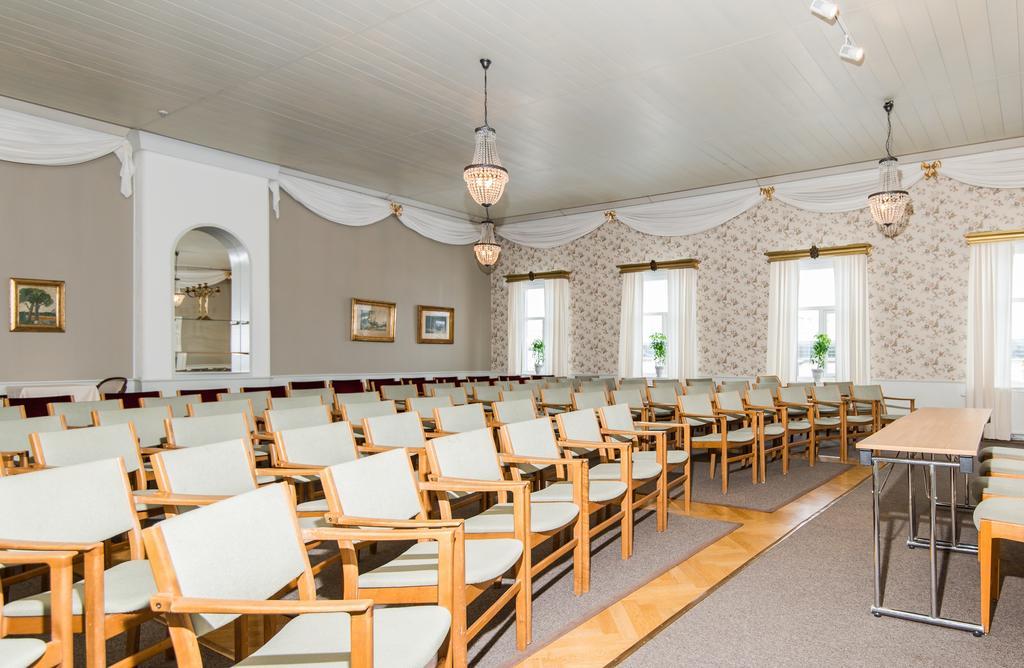 Hotell Ranten Falkoping Bagian luar foto