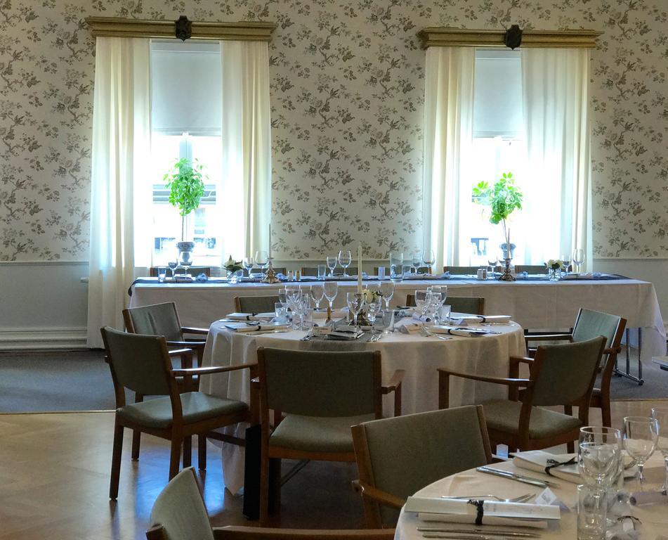 Hotell Ranten Falkoping Bagian luar foto