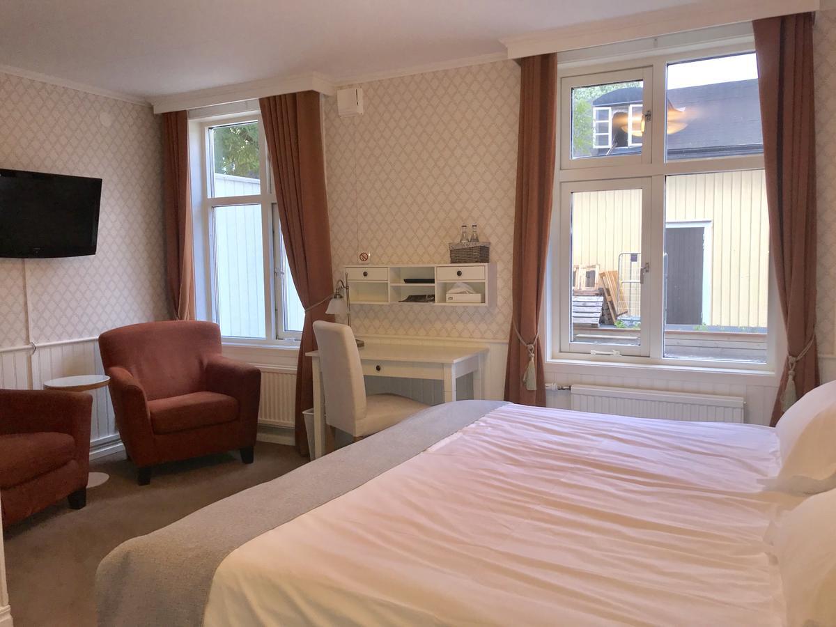 Hotell Ranten Falkoping Bagian luar foto