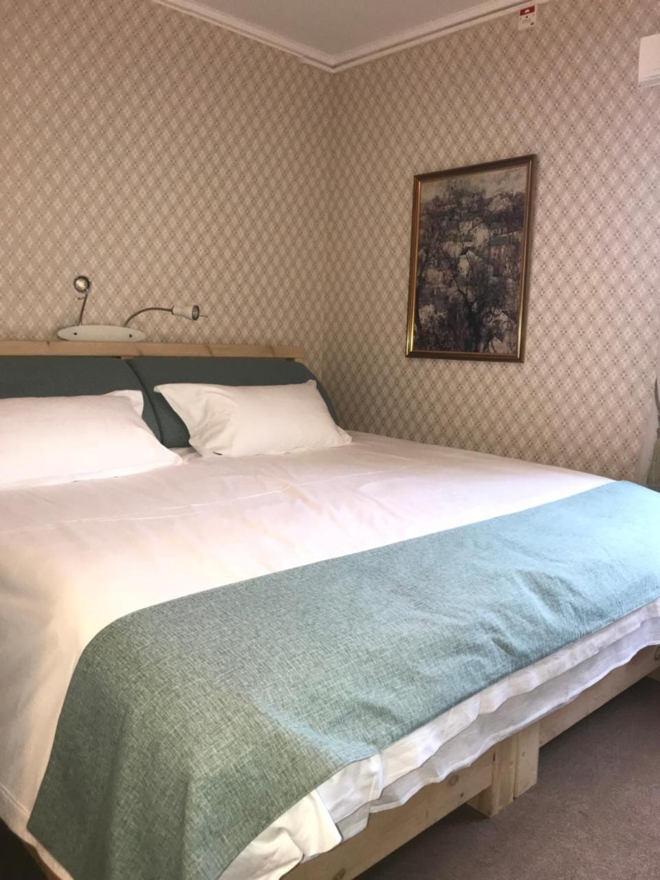 Hotell Ranten Falkoping Bagian luar foto