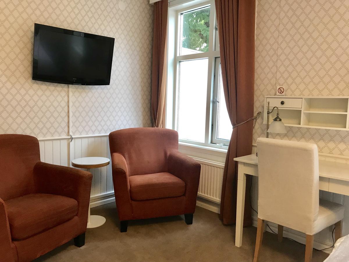 Hotell Ranten Falkoping Bagian luar foto
